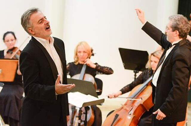 Italų tenoras Donato Ravini dainuos: „Kur tu esi - gimsta meilė“