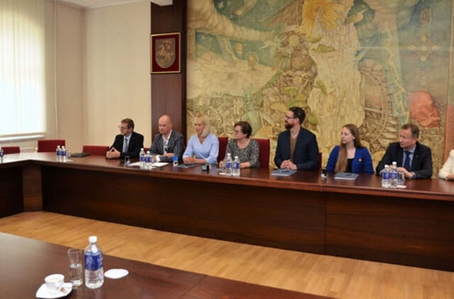 Klaipėdos įstaigos kartu sieks skatinti jaunimo verslumą