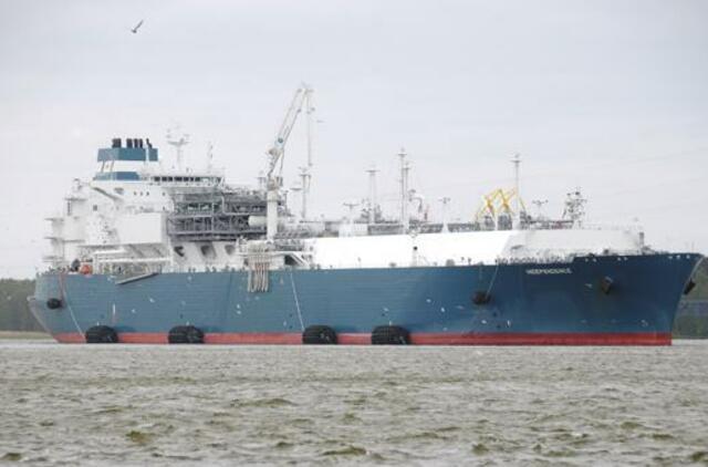 „Klaipėdos nafta”: Geriau SGD laivą išpirkti