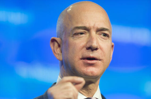 „Amazon“ įkūrėjo turto vertė viršijo 150 mlrd. dolerių