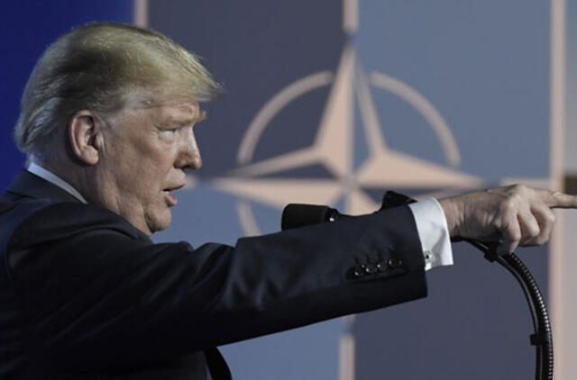 D. Trumpas: NATO narės sutinka didinti gynybai skiriamą finansavimą