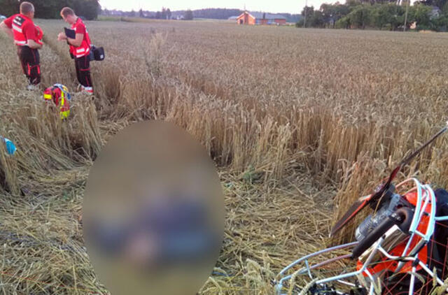 Žuvo parasparnio pilotas