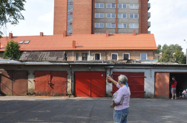 Benamės katės gaudynės: gyventojai stebisi specialistų darbu