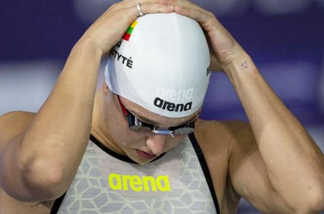 Plaukikė R. Meilutytė užtikrintai pateko į Europos čempionato pusfinalį