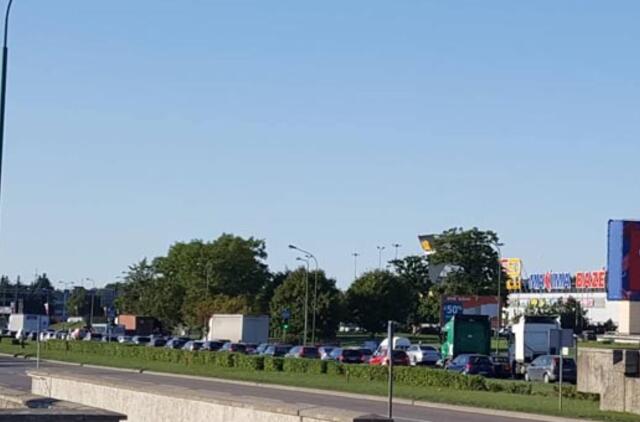 Policijos reidas sukėlė transporto spūstis