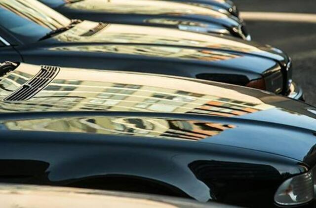 Seimo kanceliarija rengia pakartotinį naudotų transporto priemonių aukcioną