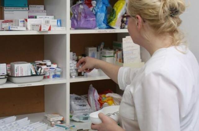 Valdžia iš žmonių atima net vaistus