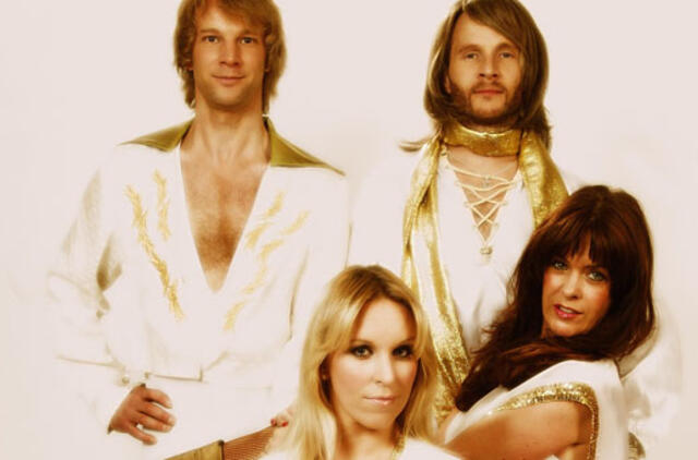 Naujųjų metų sutikimas Palangoje su geriausiomis ABBA dainomis