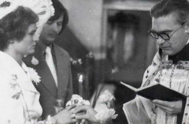 Klaipėdos akvarelės: namai ir žmonės (552)