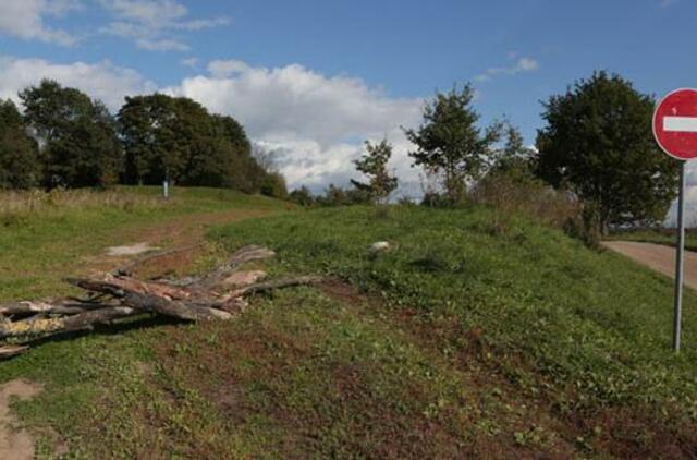 Piliakalnių tvarkybos projektas vėl stringa