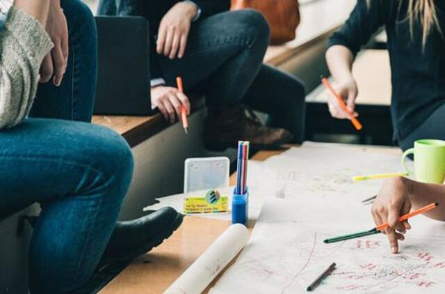 Sėkmingai įgyvendintas projektas „100 gabalėlių – 100 istorijų”