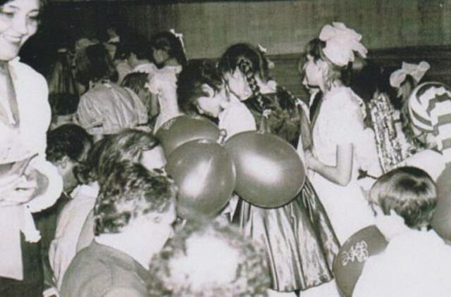 Klaipėdos akvarelės: namai ir žmonės (556)