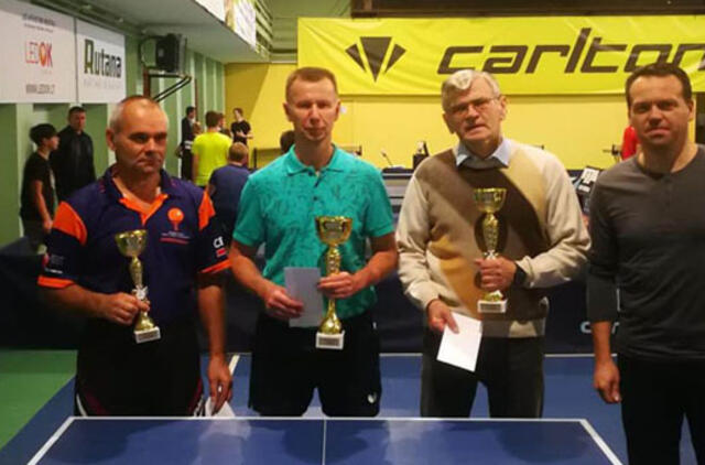 Prie stalo teniso stalų - 128 Žemaitijos žaidėjai