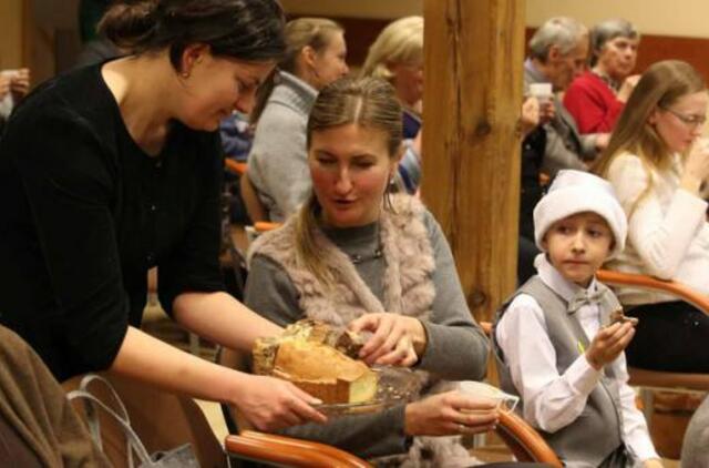 Lietuvininkai ant Kūčių stalo patiekalų neskaičiuoja