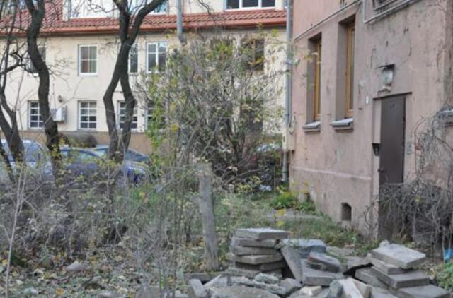 Pamatę, ką išdarinėja statybininkai, klaipėdiečiai griebėsi už galvų