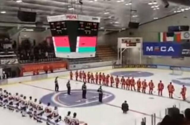 Vienus prajuokino, kitus supykdė: Baltarusijos himnu ledo ritulio mače tapo šmaikšti melodija
