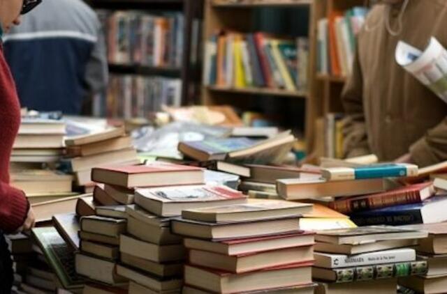 Du lietuvių literatūros dešimtmečiai: ką skaitėme tuomet ir kuo žavimės šiandien?