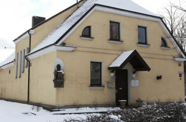 Klaipėdos akvarelės: namai ir žmonės (562)