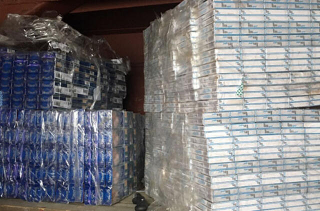 Laimikis - 11 991 pakelis kontrabandinių cigarečių