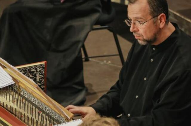 „Klavesino fiesta“:  keturi klavesino solistai ir keturi instrumentai