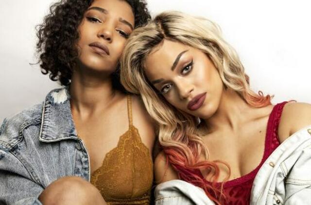 „Lietuvos balso“ publiką sužavėjusios Nombeko Augustė ir Klaudia Keziah pristatė bendrą hitą