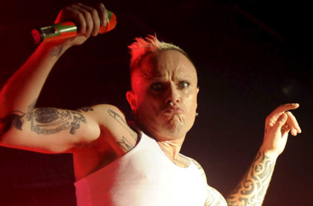 Mirė grupės „The Prodigy“ lyderis Keithas Flintas
