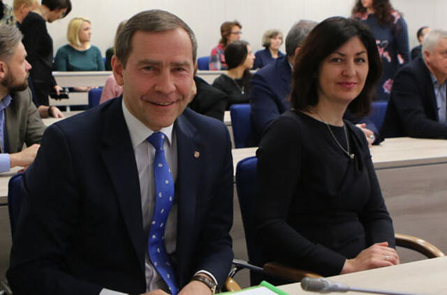 Bulvaras: Ką darys su taure?