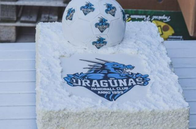 „Dragūno“ gimtadienis prie jūros: rankinis, tortas ir staigmena iš Suomijos