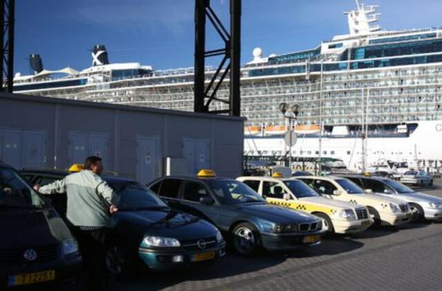 Klaipėdos taksistai nepatenkinti situacija rinkoje