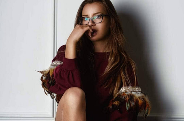 Pasimatymų paukštė darbe susidūrė su įvykiu, privertusiu raudonuoti