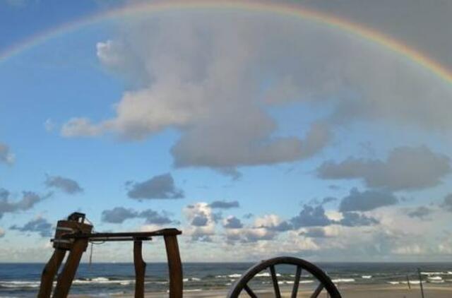 „Baltų  šventadieniai“. Mitinis laikas