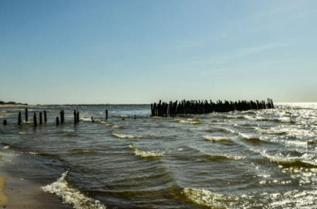 Pasivaikščiojimas pajūriu Šventojoje
