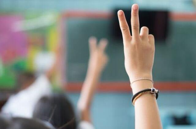 Prasidėjo pavienis priėmimas į mokyklas