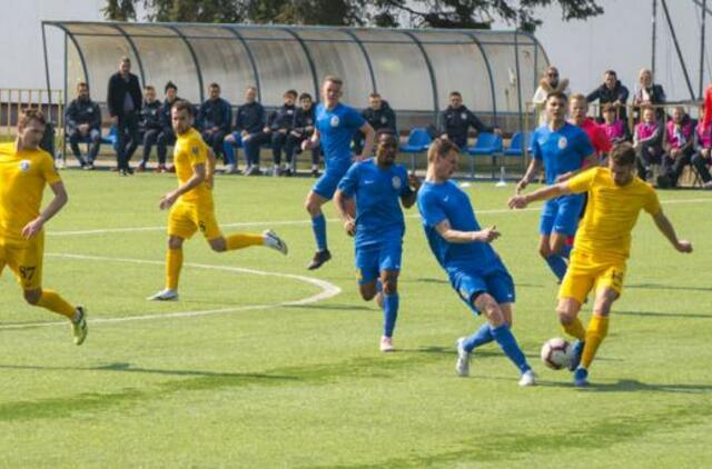 Šiandien - pajūrio ekipų futbolo derbis