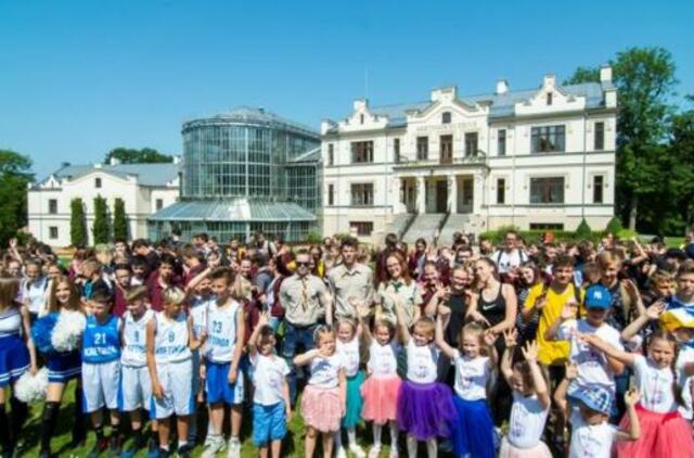 Jautri žinutė iš pajūrio: vaikų meilė gimtajam miestui abejingų nepaliks