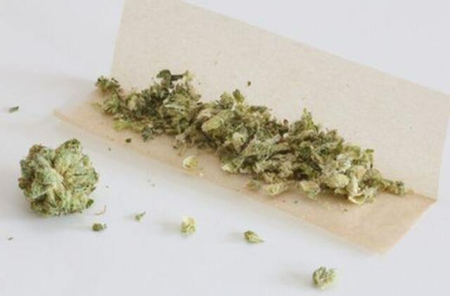 Žvejojusiems policininkams paauglys pasiūlė narkotikų