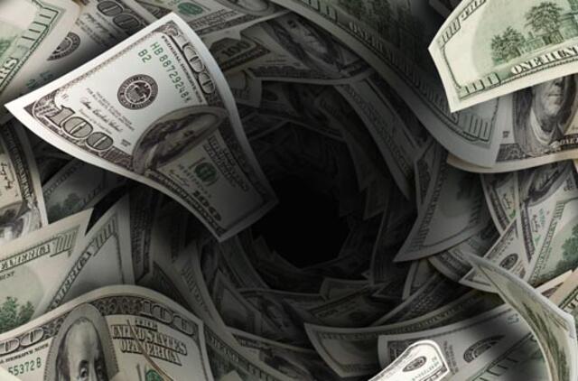 Pasaulis Kinijai skolingas 6 trilijonus dolerių