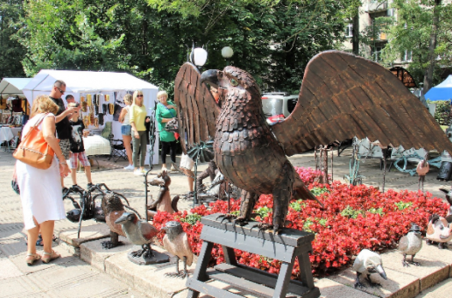 Apgaulė Jūros šventėje: lenkiškos prekės vietoje autorinių darbų