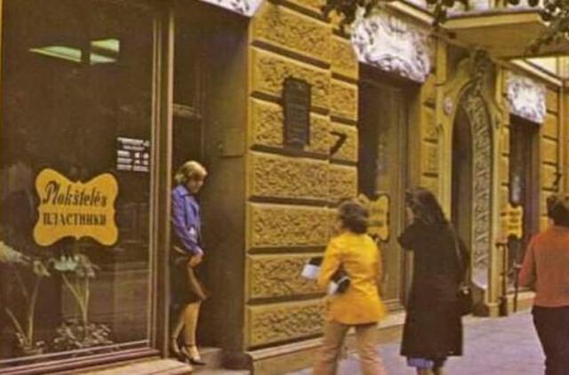 Klaipėdos akvarelės: namai ir žmonės (585)