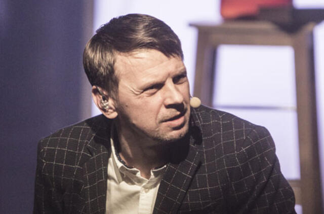 Rolandas Kazlas: „Iš tų poetų visko galima tikėtis...“