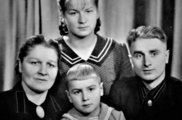 Klaipėdos akvarelės: namai ir žmonės (592)