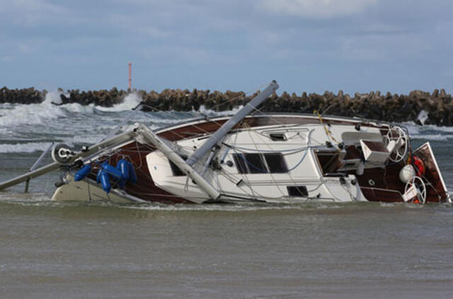 Bangų ir vėjo gniaužtuose geso gyvybės