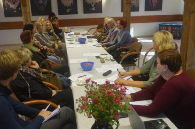 Biurokratija trina istorinius Preilos, Pervalkos vardus