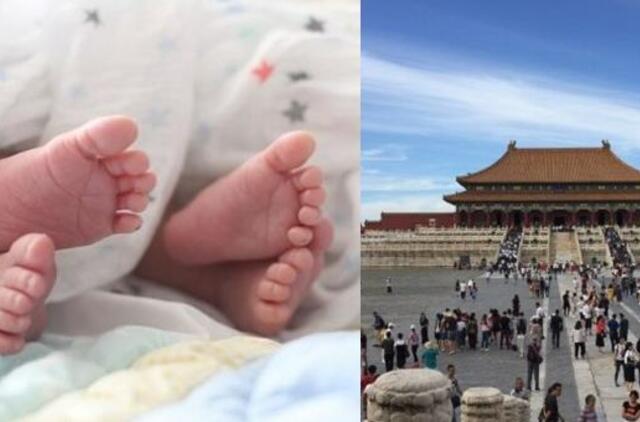 Pardavusi dvynius mama atidavė skolas ir nusipirko naują telefoną