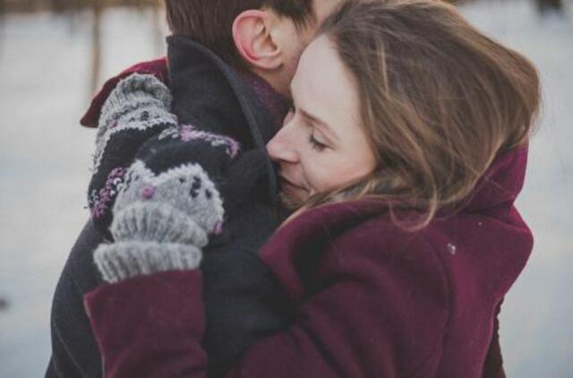 4 būdai emocionaliai priartinti vyrą prie savęs