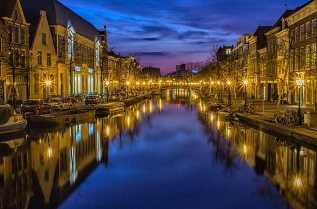 Naktinė fotografija: 5 patarimai, kaip telefonu padaryti kokybiškas nuotraukas tamsiu paros metu