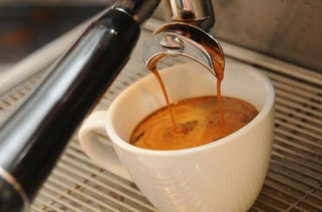 Senjorus kava vaišins beveik 20 kavinių