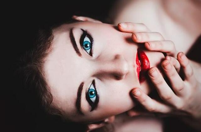 Tyrimas atskleidė: beveik 60 proc. Lietuvos moterų norėtų atjauninti savo odą