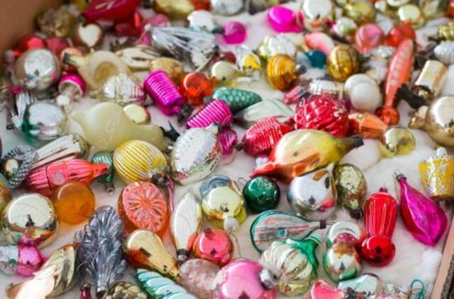 Jaunimas žavisi ne tik senoviškais žaisliukais eglutėms, bet ir kitais nostalgiją keliančiais daiktais