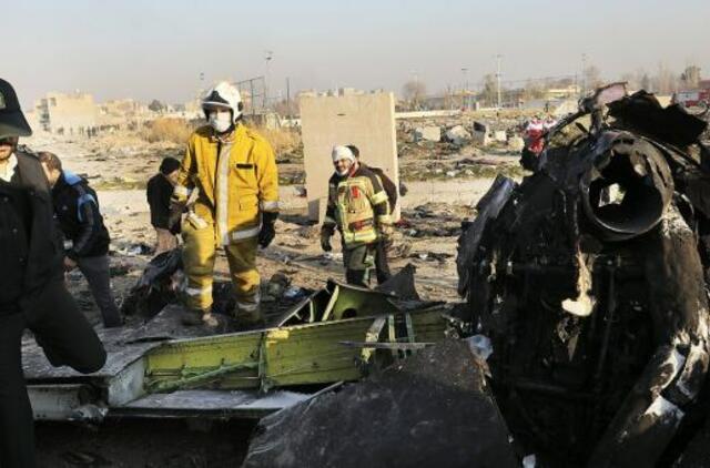 Iranas prisipažino – lėktuvą Teherane „numušė netyčia“